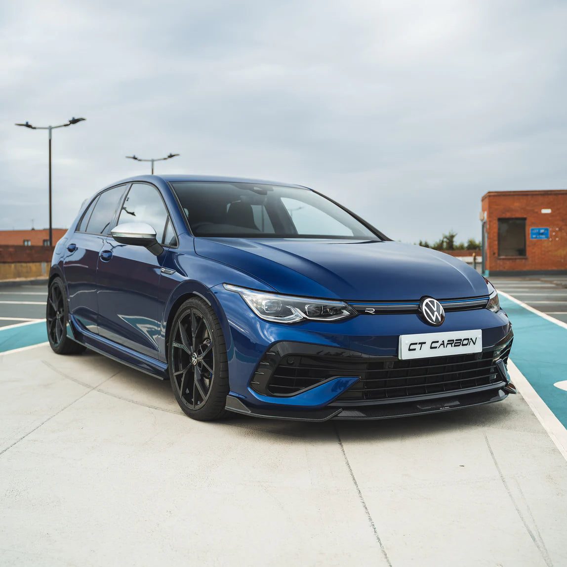 VW GOLF MK8 R CARBON FIBRE SIDE SKIRTS - CT DESIGN